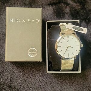 NWT Nic & Syd Large Silver Watch